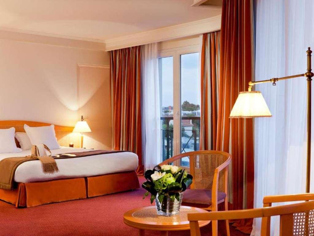 Hotel Barriere Le Grand Hotel Enghien-Les-Bains Phòng bức ảnh