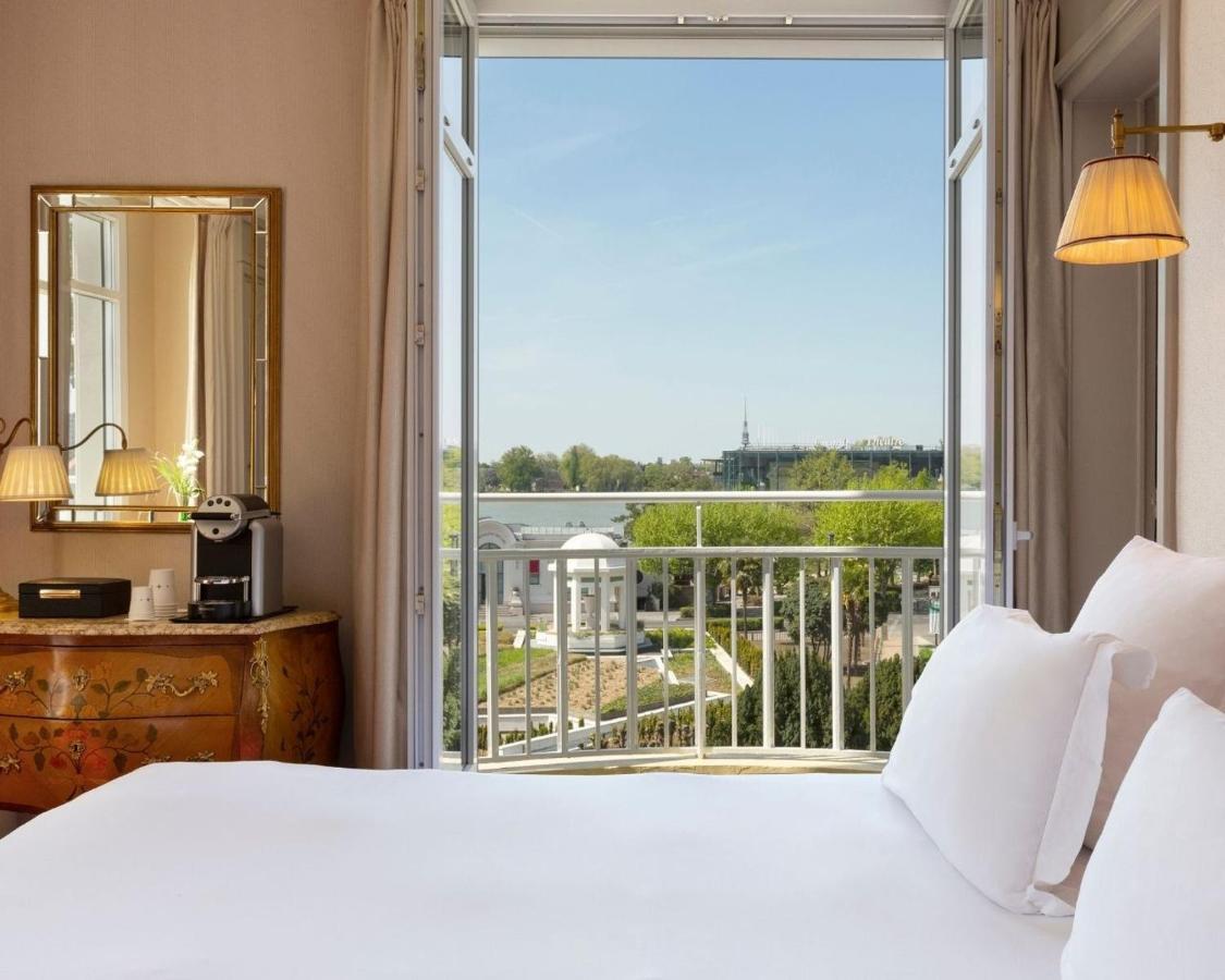 Hotel Barriere Le Grand Hotel Enghien-Les-Bains Ngoại thất bức ảnh